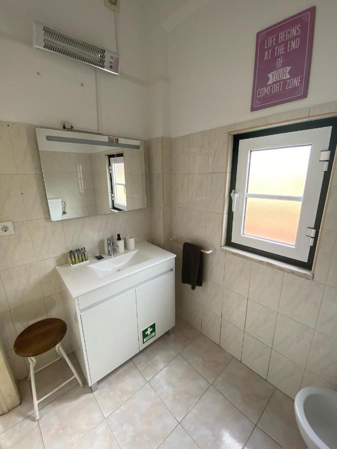 Pedro Surf Shelter Apartment Lisbon