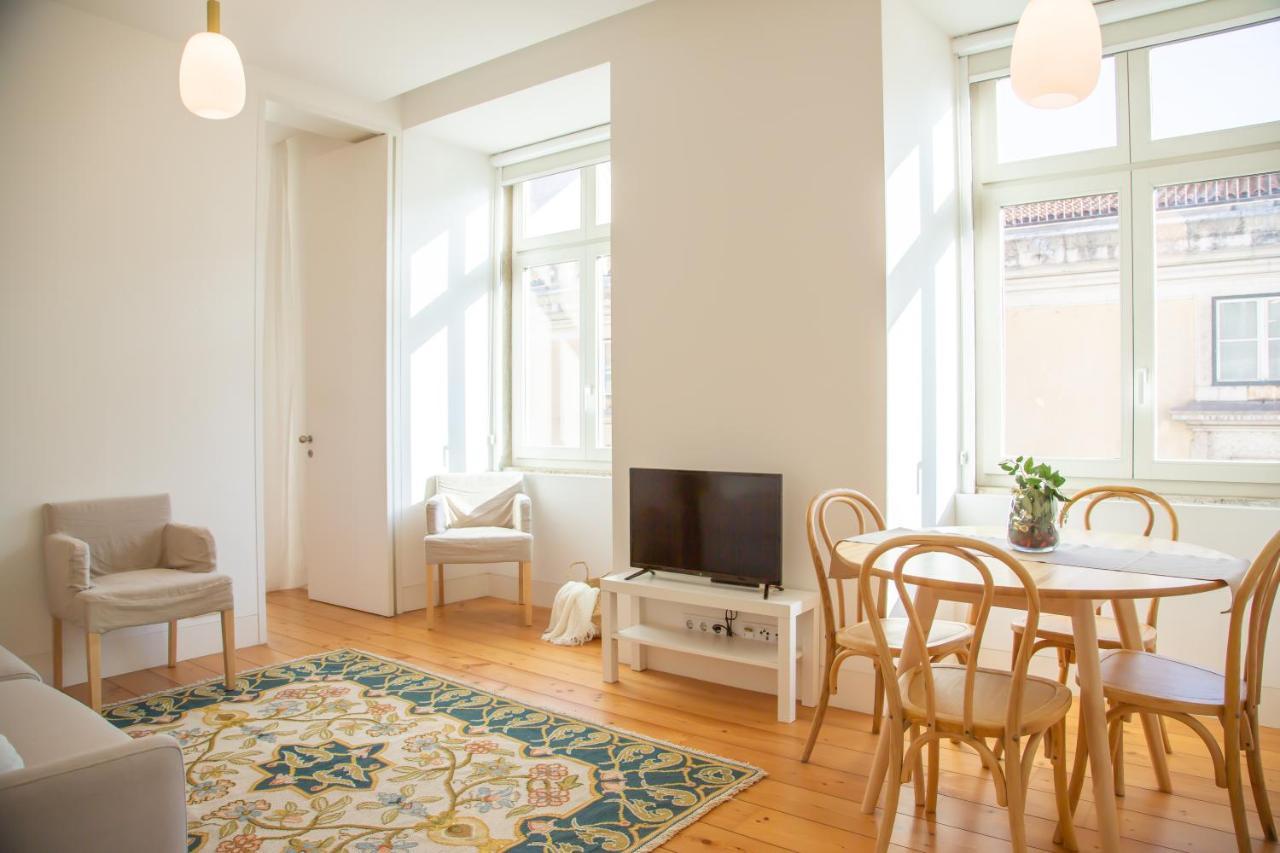 Apartment Arsenal 108, Design - New Light Downtown Chiado And River Lissabon