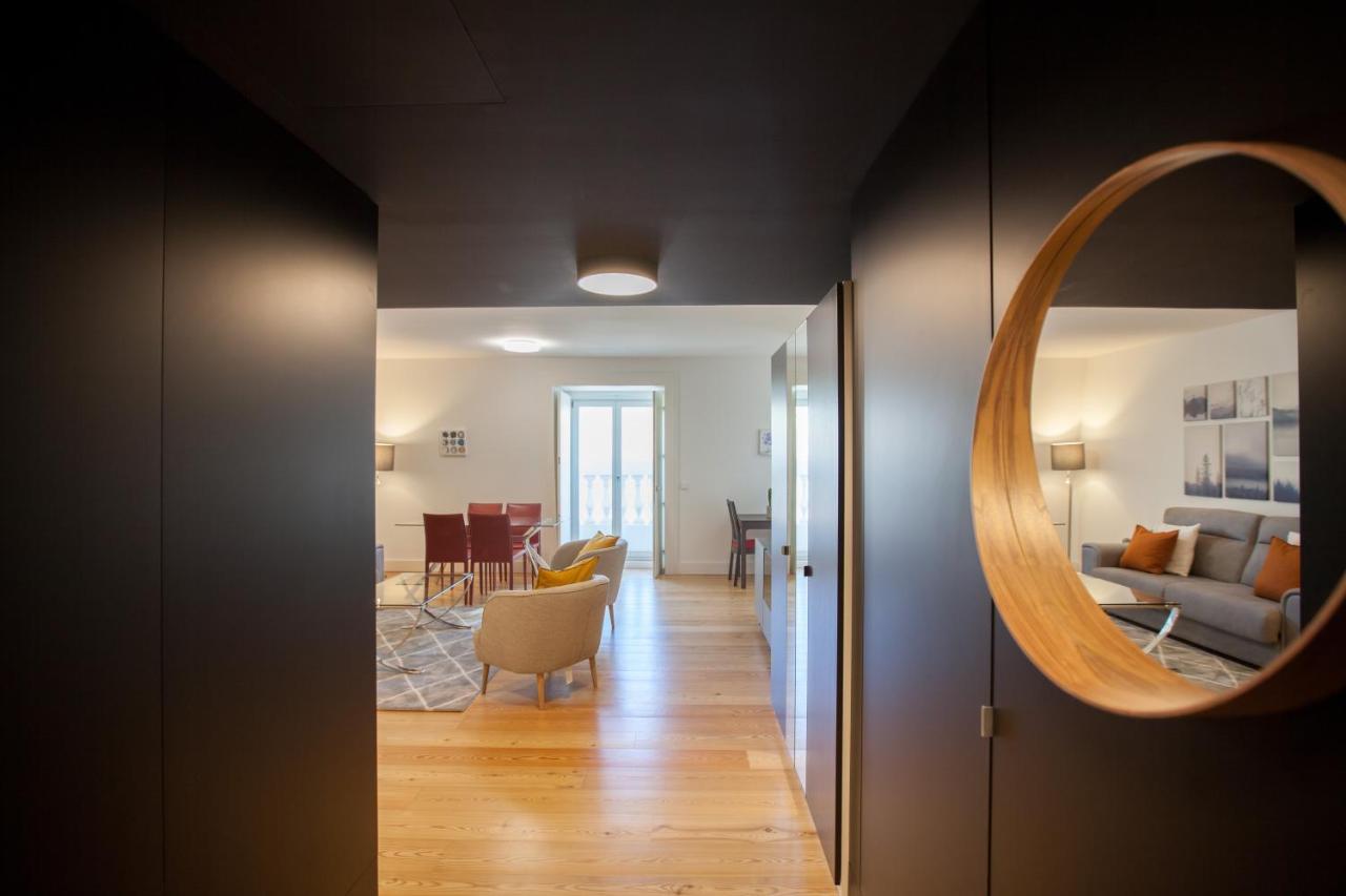 Apartamento Flh Praça Comércio Artistic Flat With Balcony