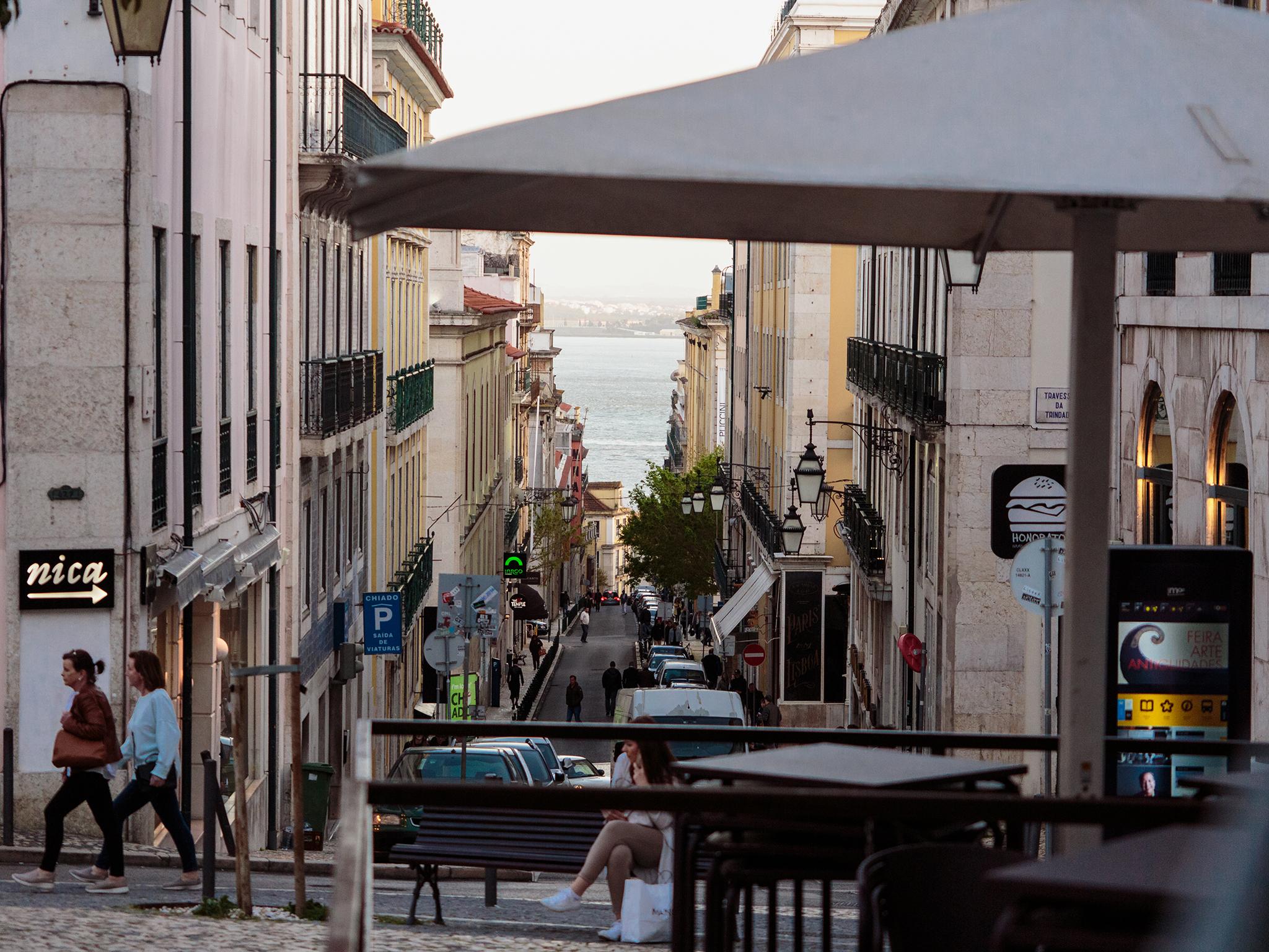 Alojamento de Acomodação e Pequeno-almoço Dear - Bordalo Palace Chiado Lisboa