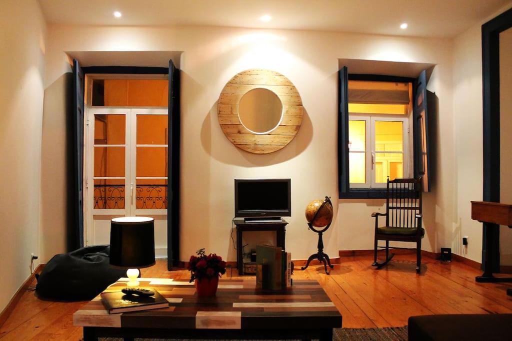 Magnificent Historical Centre With Terrace Apartamento Lisboa