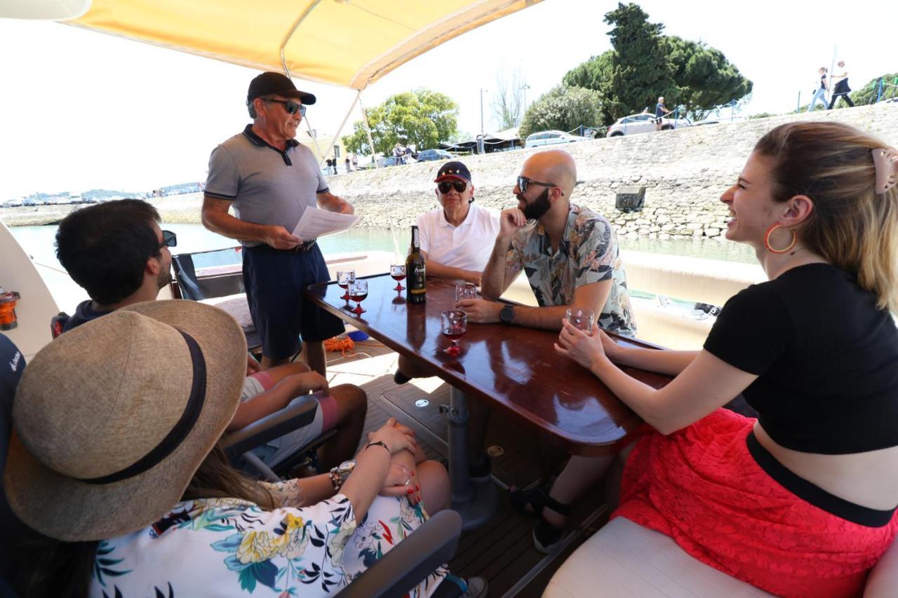 Botel Private Yacht, We Our Guests *