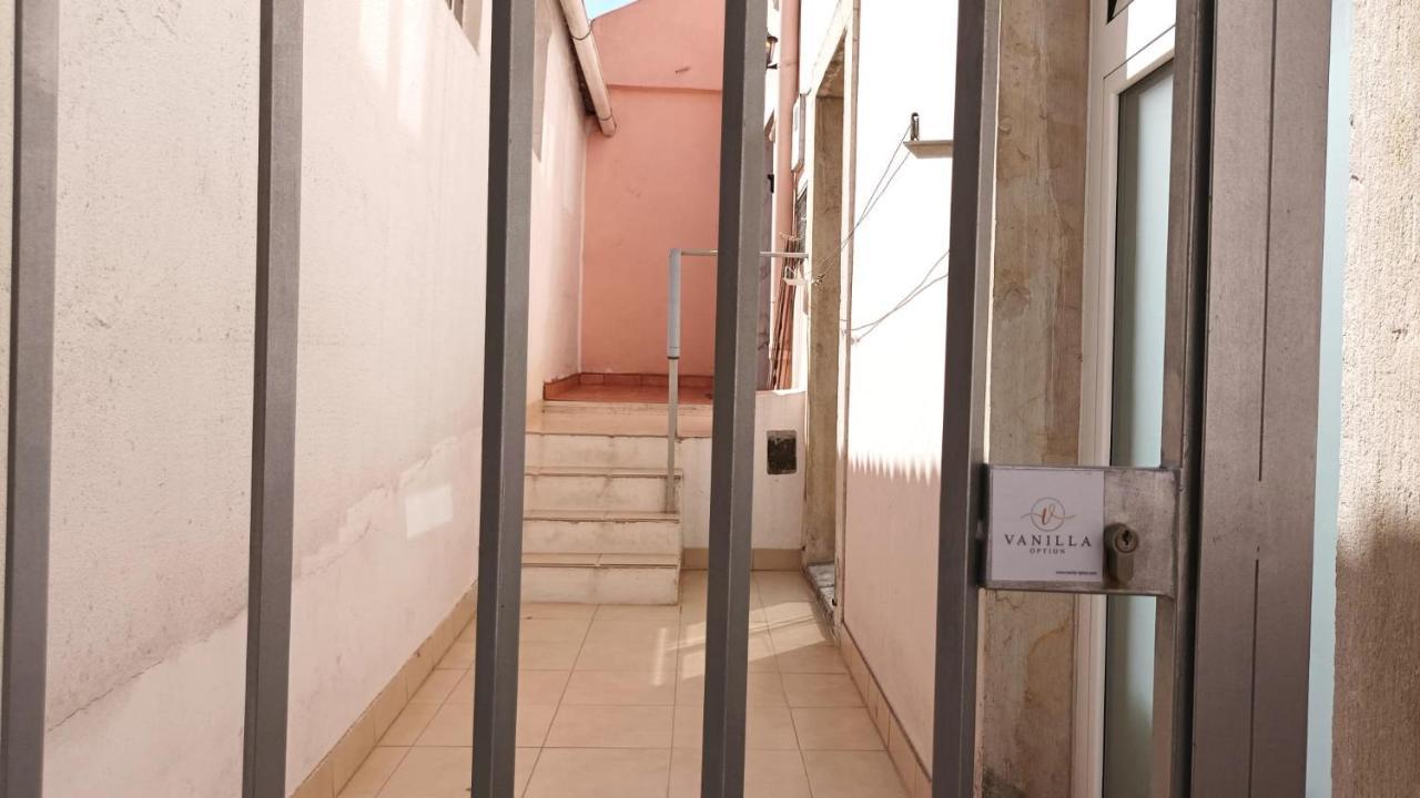 With Terrasse - 3 Bedroom, 3 Bathroom Triplex Appartement *