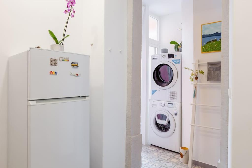 Two Bedroom Cozy Flat By River In Quiet Art Zone Appartement Lisboa