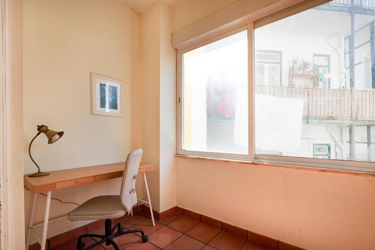 Renovated Spacious Baixa Apartment, By Timecooler Appartement Lissabon
