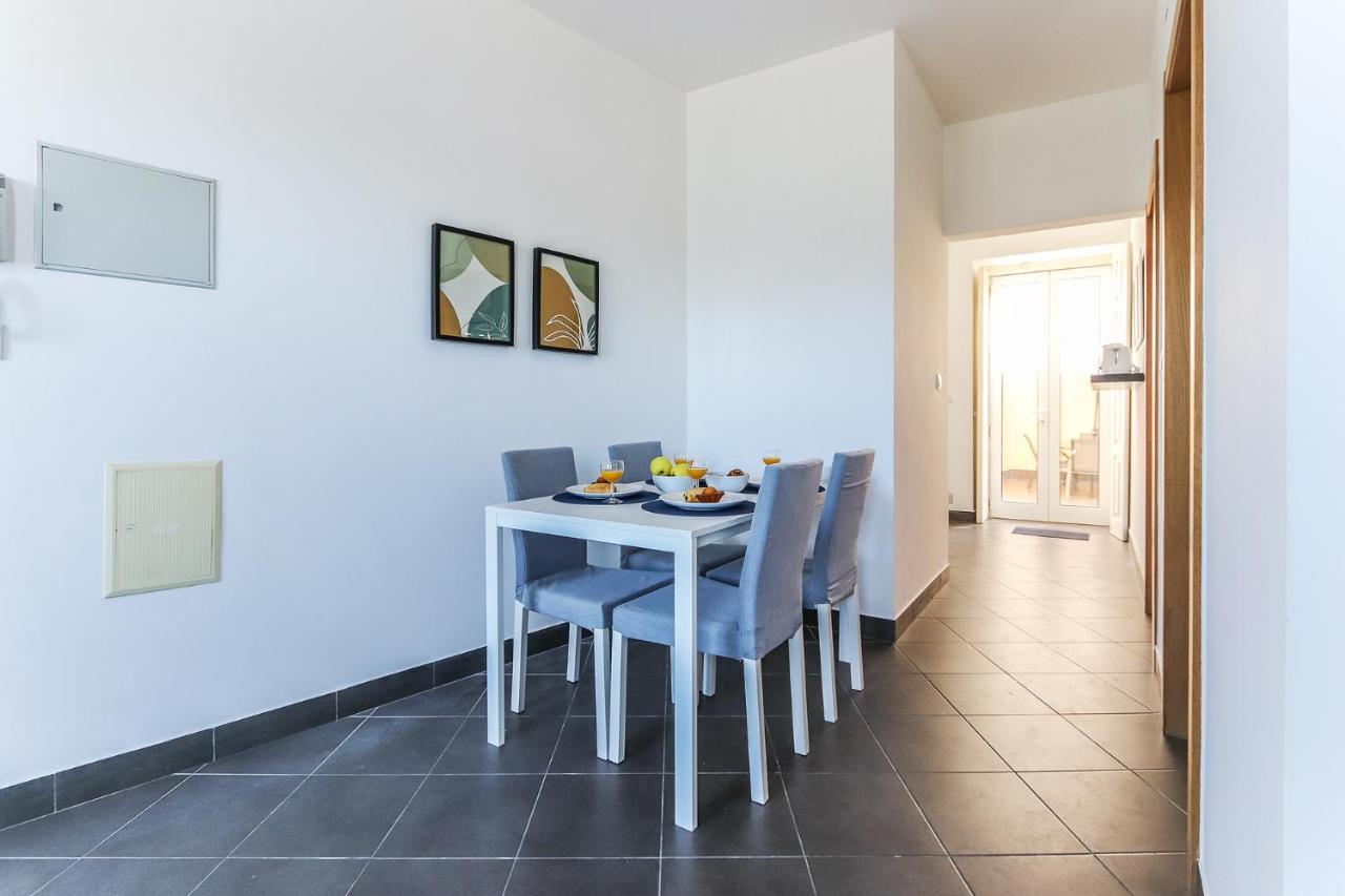 Portucale ! 2 Bedrooms Campo Ourique *