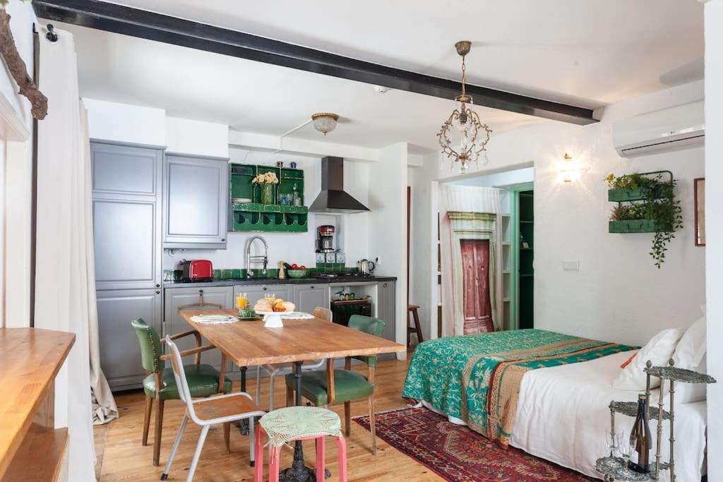 Apartment A Boemia Street Studio *
