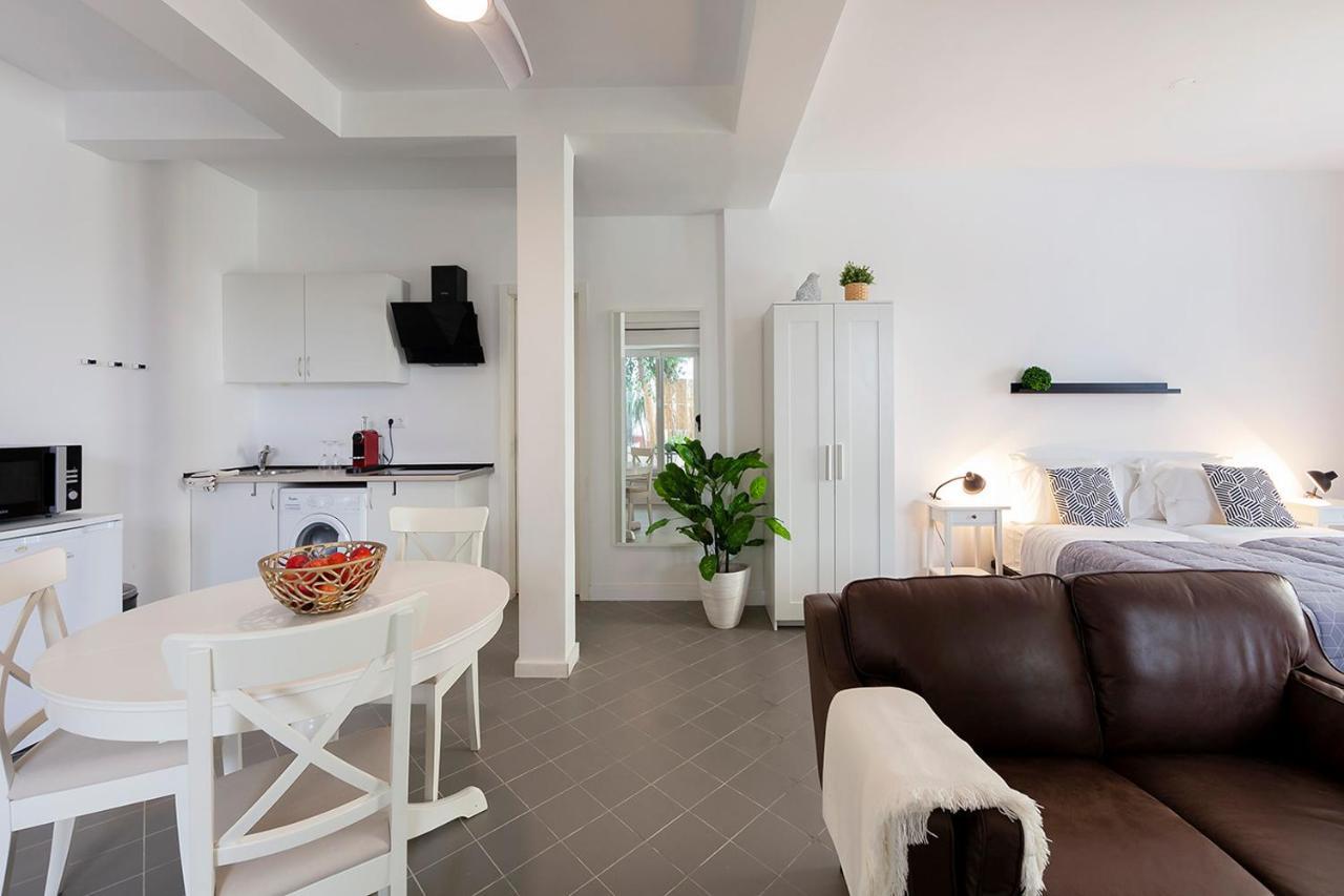 Apartment Intendente 1865