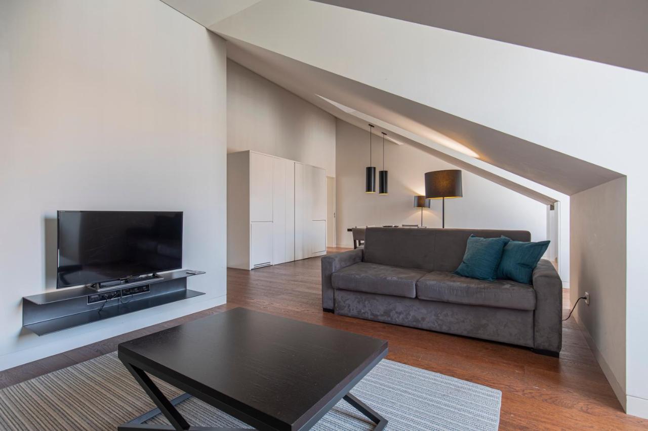 8 Building 403 T2 - River & Garden View Appartement *