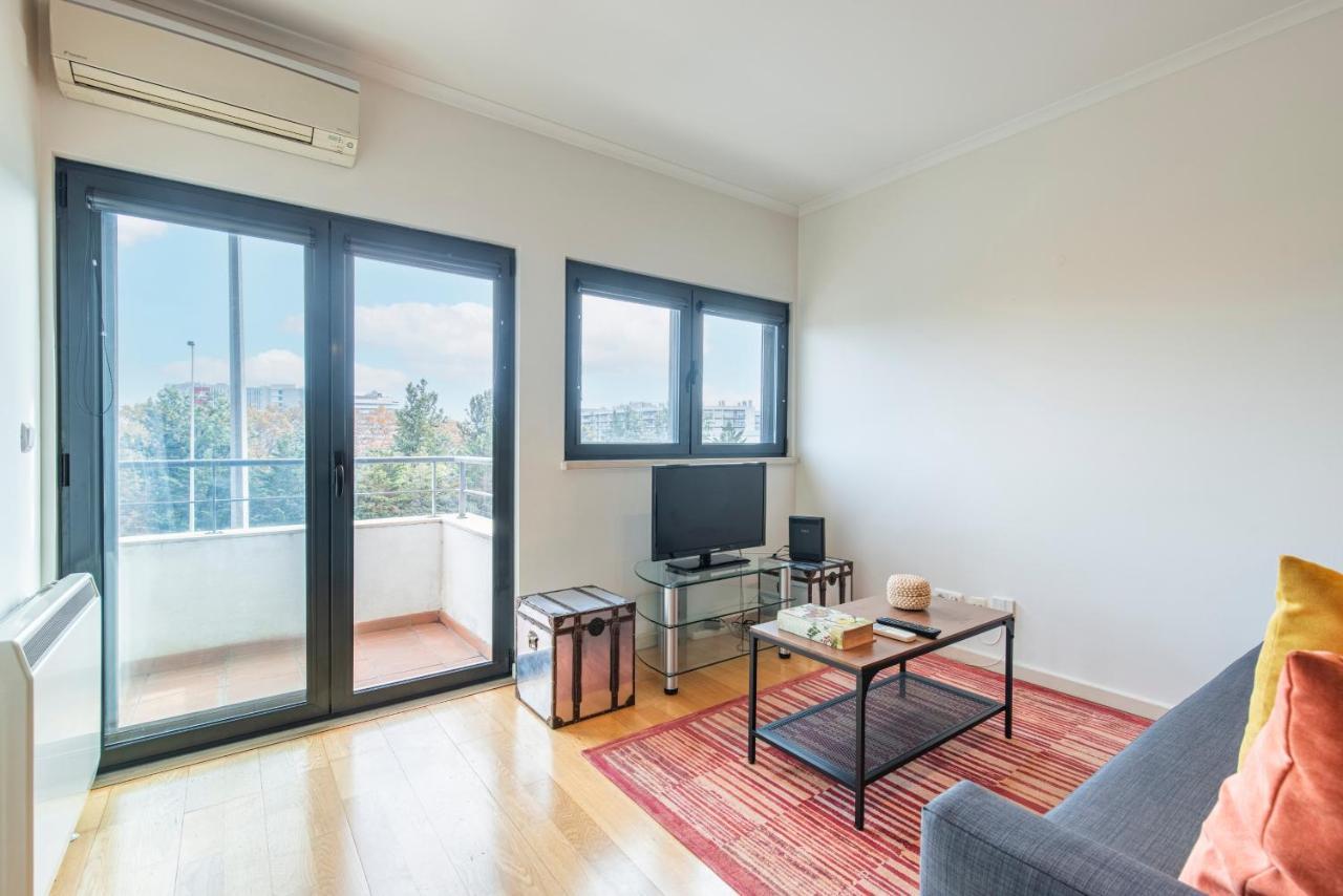 Fancy W/metro At Doorstep By Lovelystay Appartement Lissabon