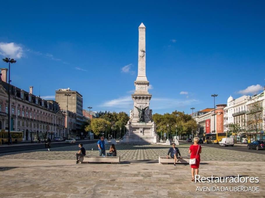 Charming To Rent Apartment Lissabon