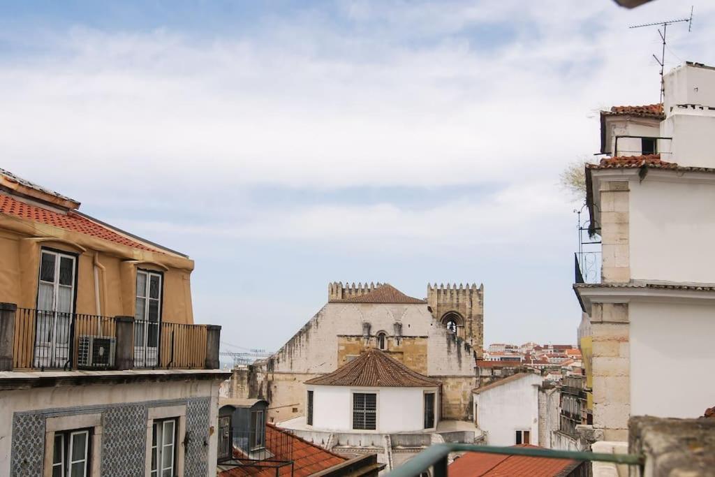 Historical Center Alfama - Stunning River Views Apartment Lissabon