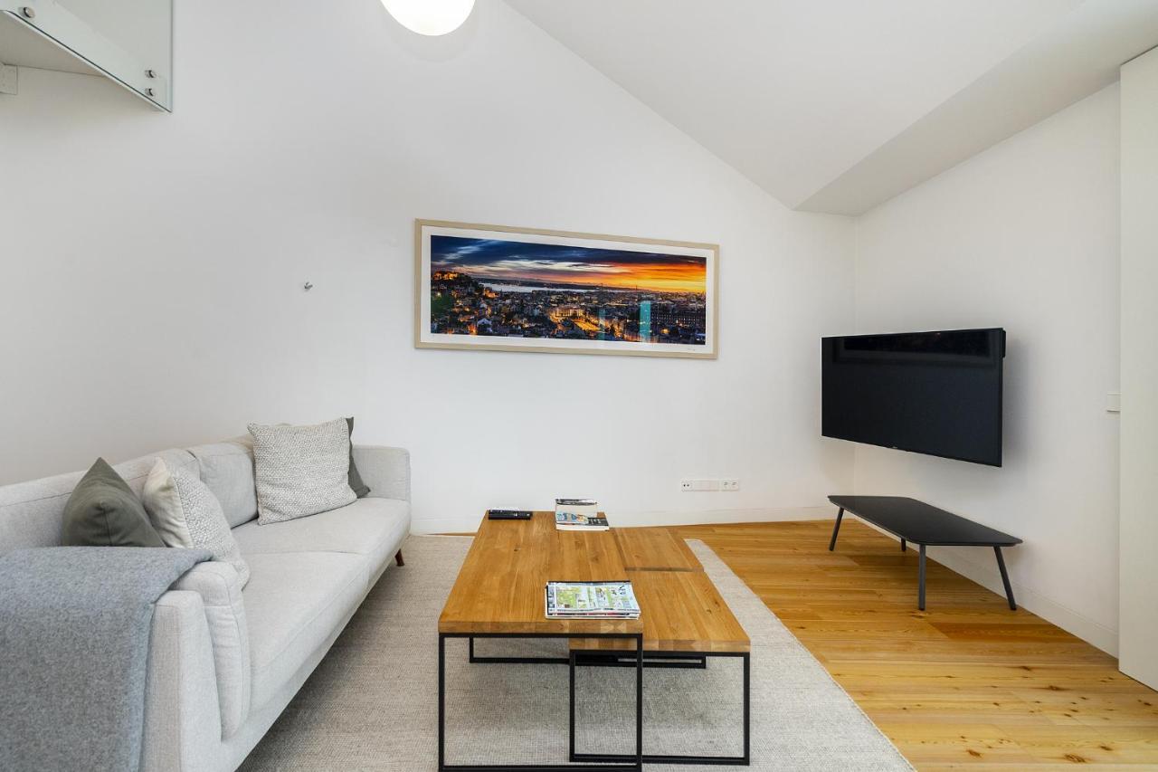 Apartamento Whome View Penthouse Luxurious Living In With Ac & Elevator Lisboa
