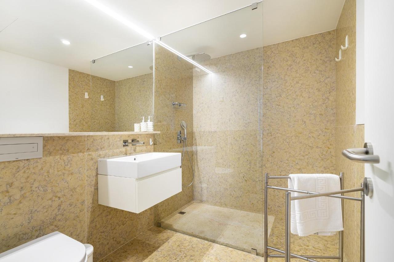 Whome View Penthouse Luxurious Living In With Ac & Elevator * Lisboa