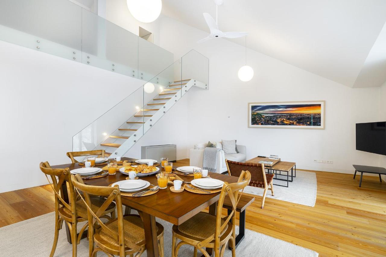 Whome View Penthouse Luxurious Living In With Ac & Elevator Apartamento