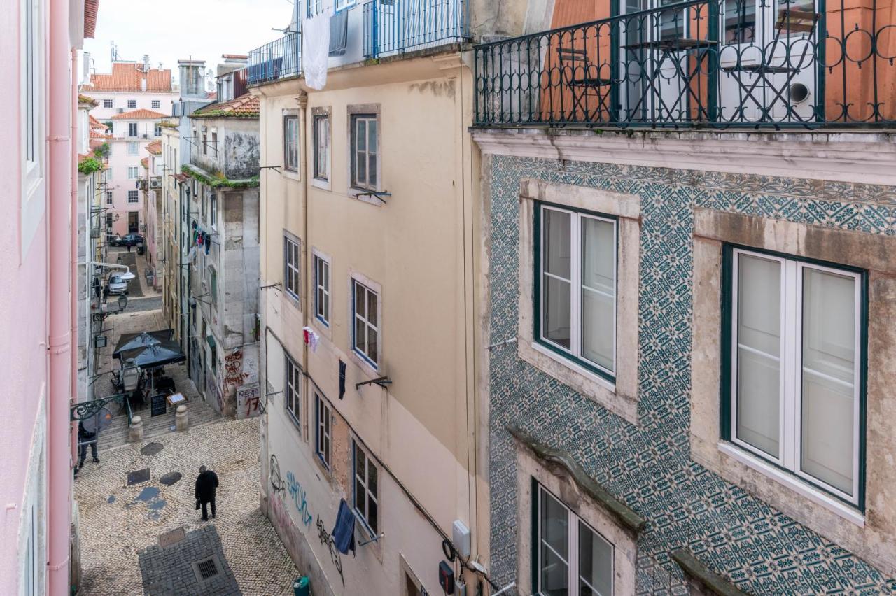 Portas Do Bairro *