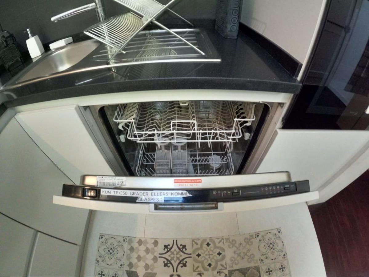 Fabulous T2 With Balcony In Rossio Appartement Lissabon