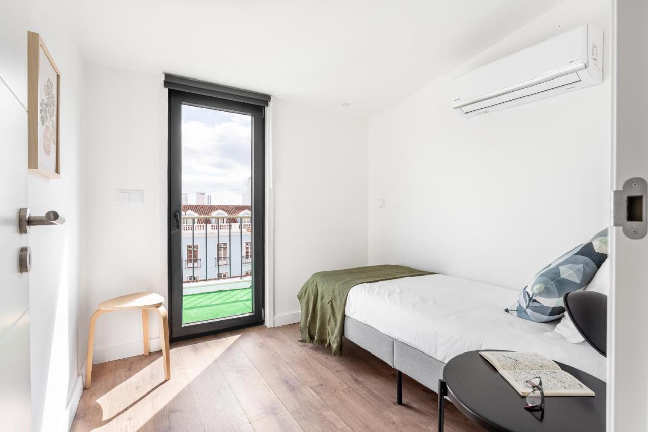 Altido Sunny Apt With Terrace Near Centre Appartement Lissabon