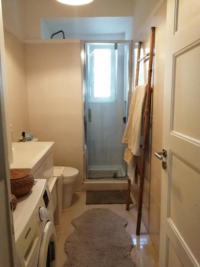 Encantador Com Patio Apartment Lissabon