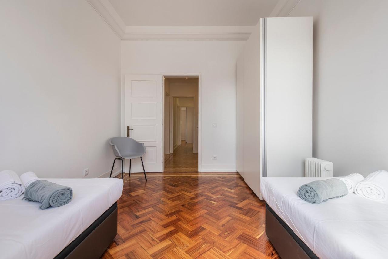 Magnificent 4bdr In By Lovelystay * Lisboa