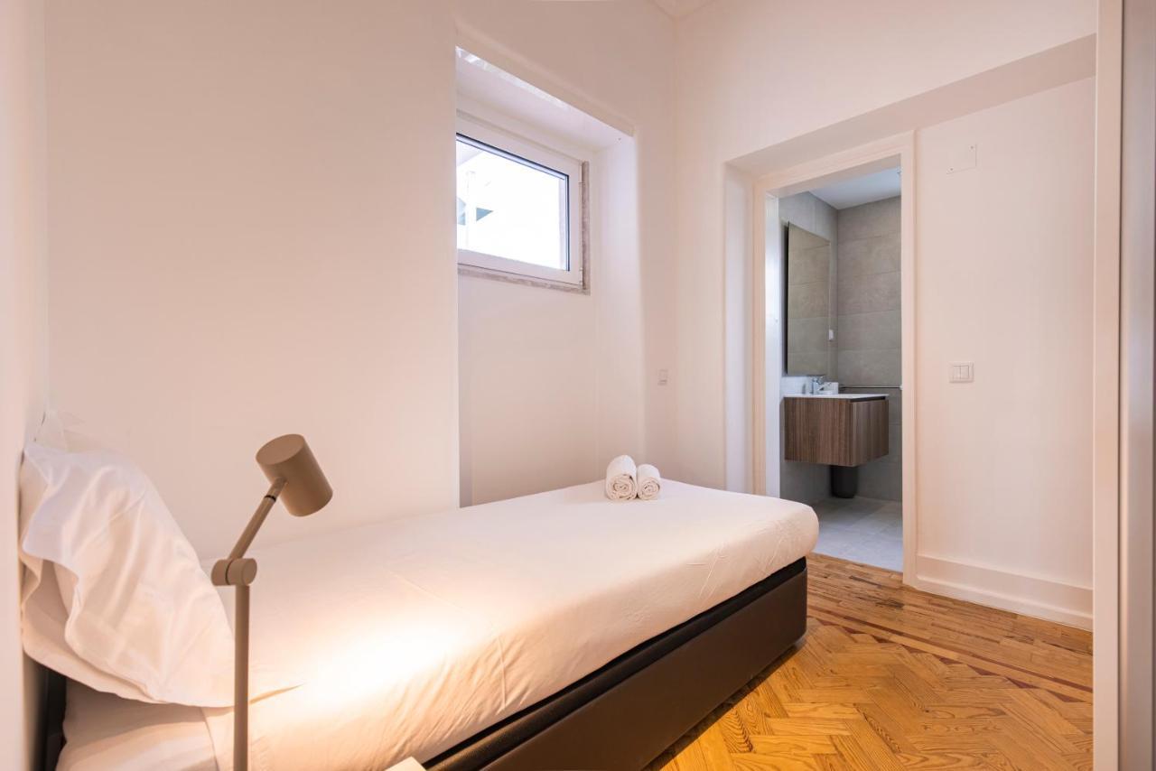 Appartement Magnificent 4bdr In By Lovelystay Lisboa
