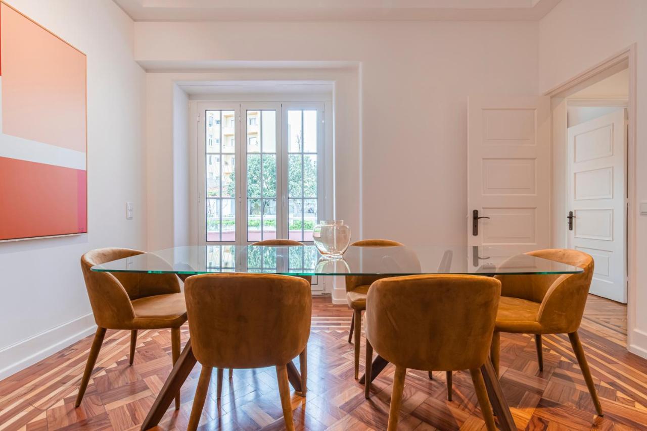 Magnificent 4bdr In By Lovelystay *