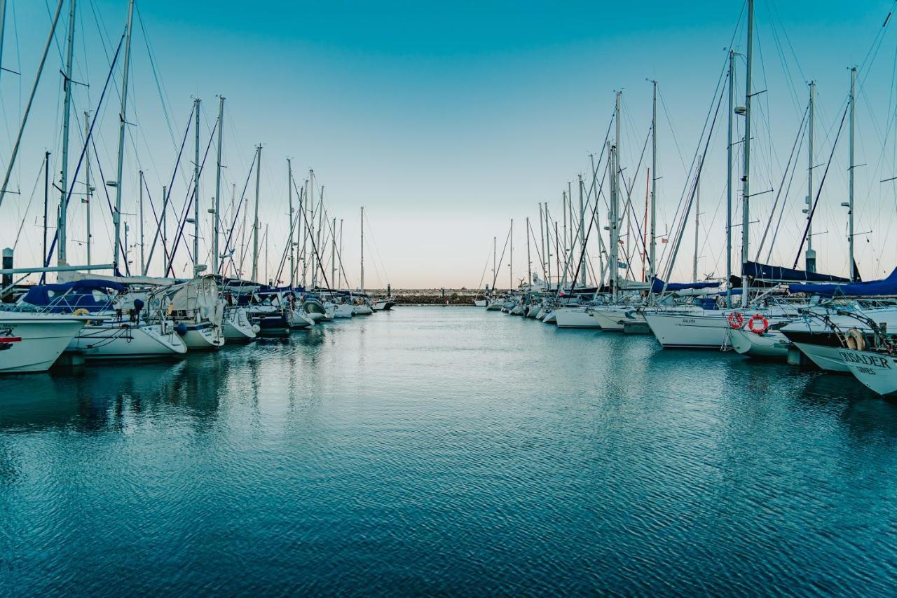 Bateau-hôtel Valeria, Uma Noite De Sonho *