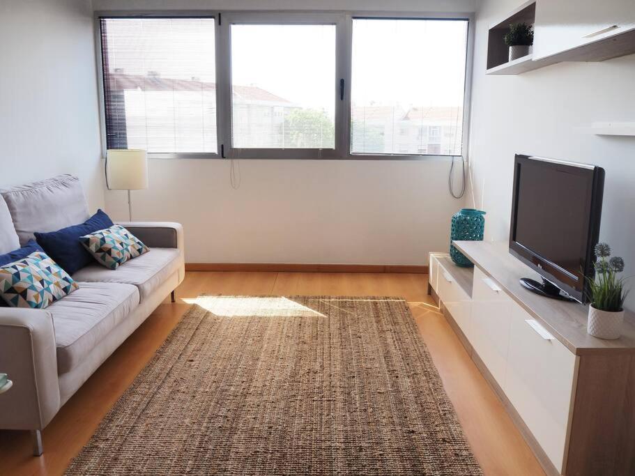Appartement Near Airport & Citycenter Free Parking *