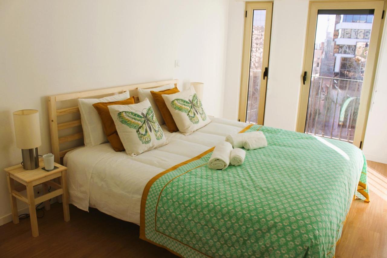 5min Walk From Subway Station & Free Parking Apartment Lissabon