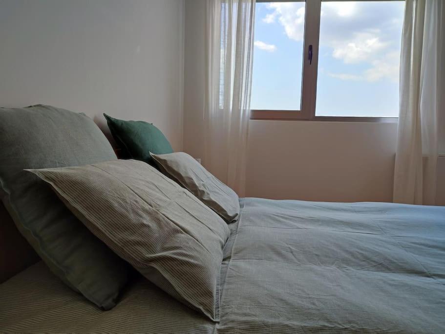 Appartement Near Airport & Citycenter Free Parking *