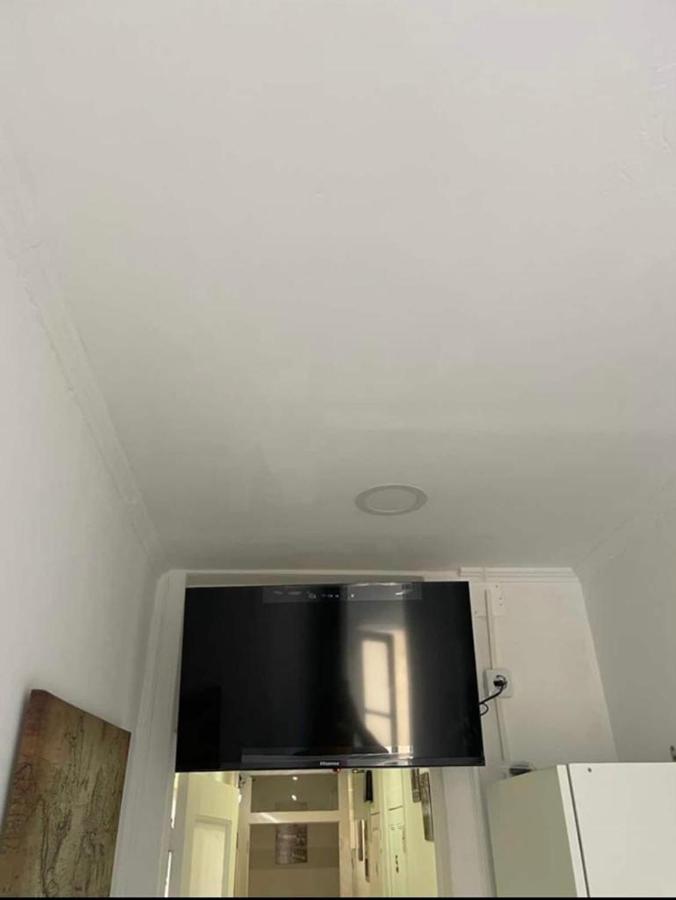 Couette-café Apartamento Bernardim Ribeiro 3 Andar *
