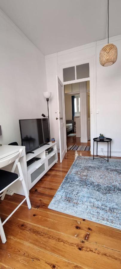 Apartment Charming To Rent Lissabon