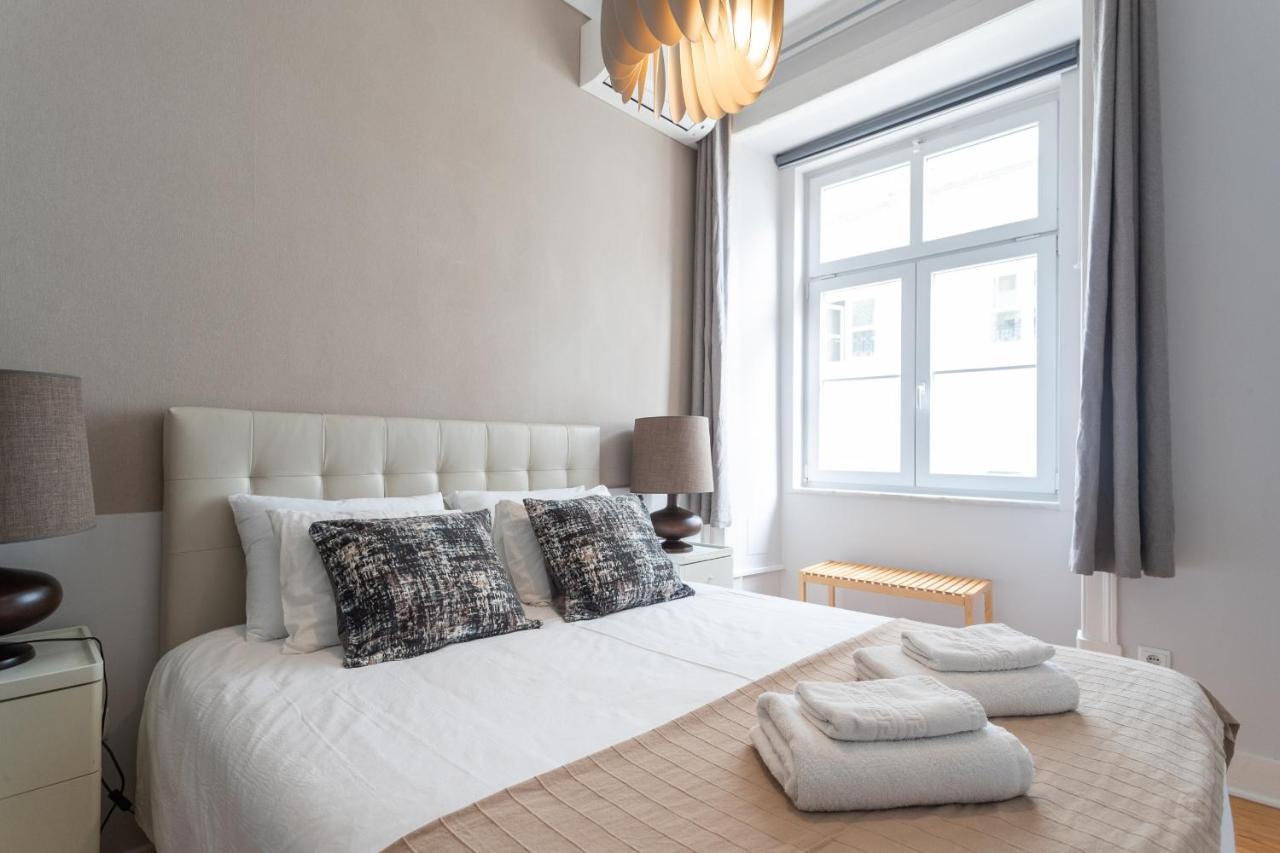 Apartment Santa Justa 24 Downtown Lisbon