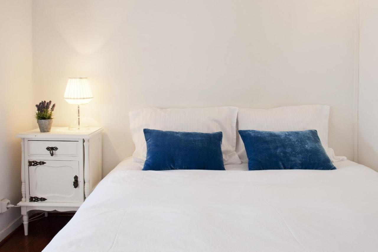 Apartment The Downtown Terrace - Fabulous Views, Sun Deck, Penthouse, 5th-floor No Lift Lissabon