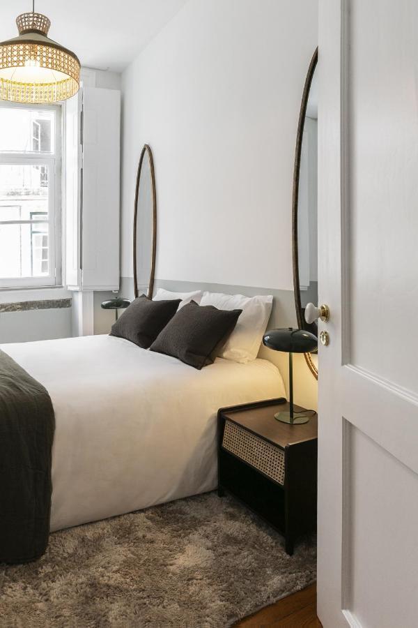 Apartment Downtown Flat With Design And Comfort At Downtown Lisbon
