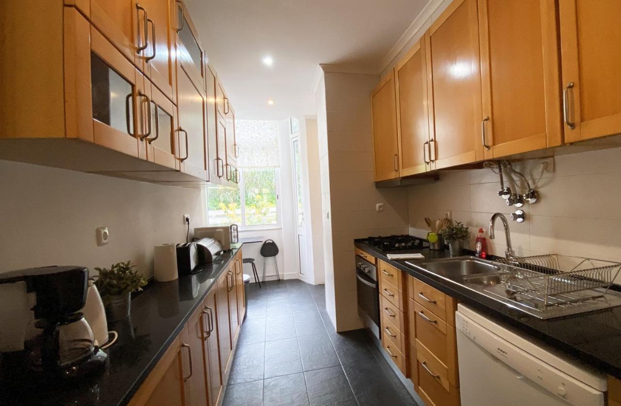 House On The Hill Apartment Lissabon