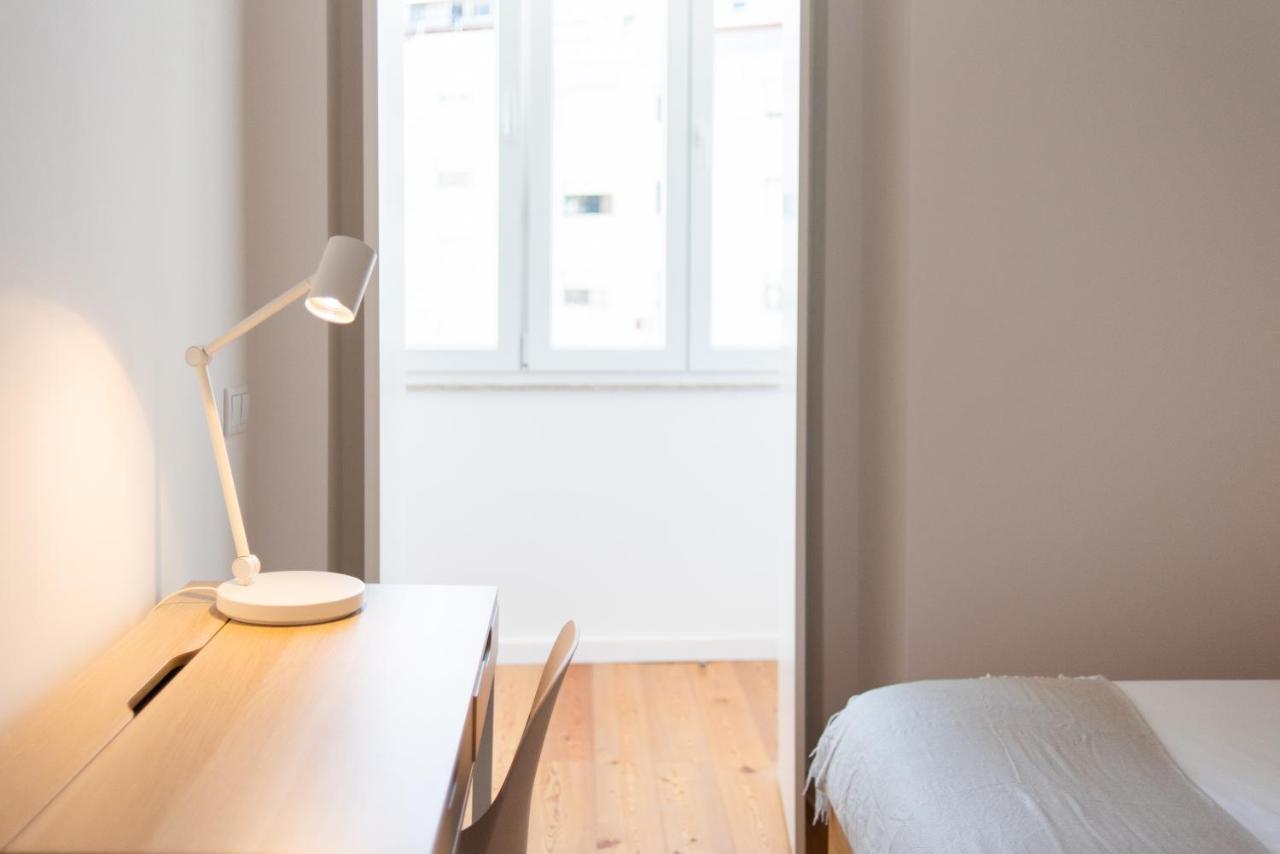 Amaro Ii - Sleek 2 Bedroom In Alcantara Appartement *