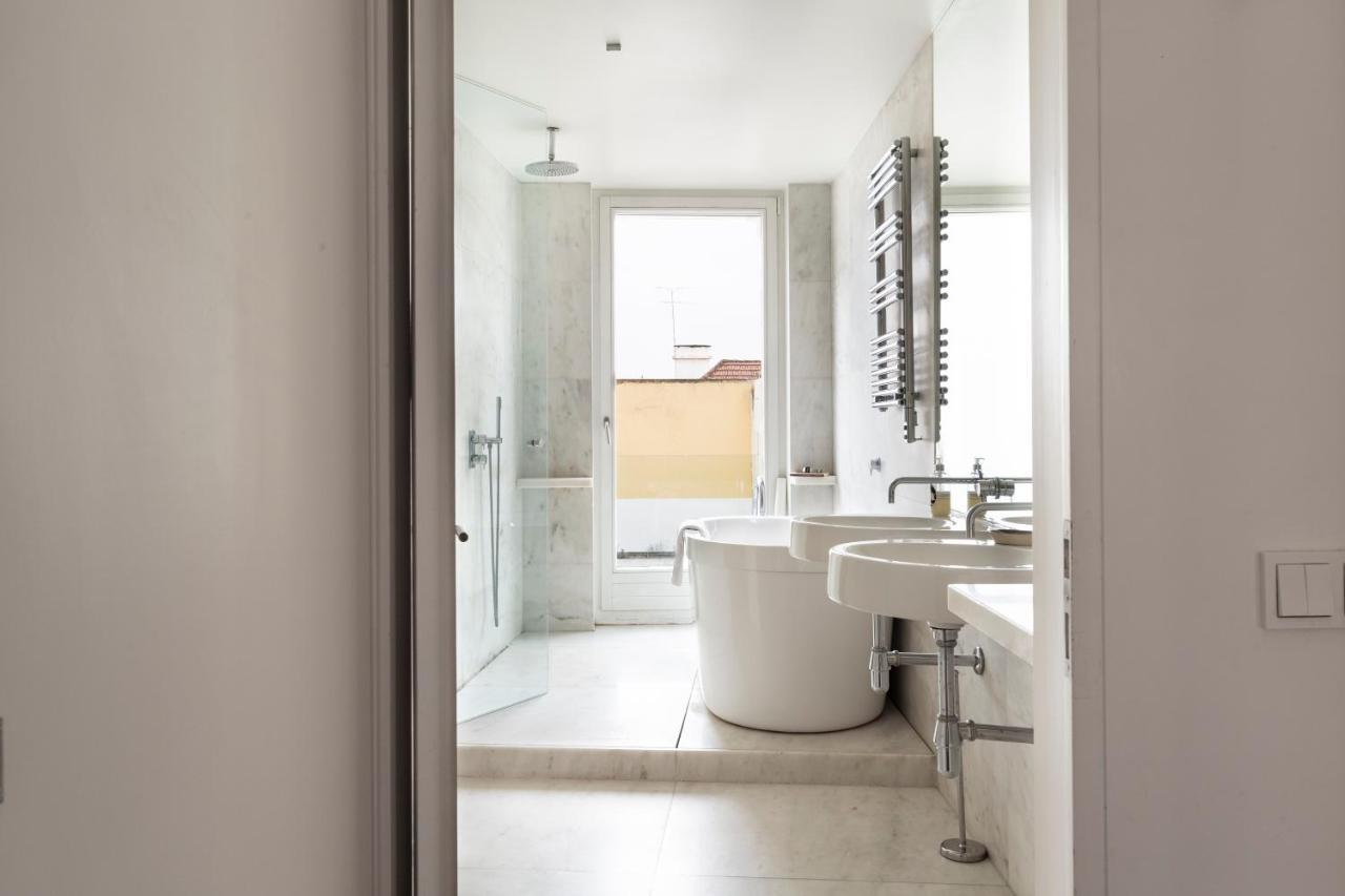 Altido Stylish 5br With Big Terrace In Principe Real Gasthof Lissabon
