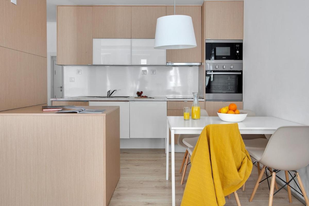 Apartamento Modern 2 Bedroom In Estrela With Outside Terrace! Amazing For Families, Couples, Friends
