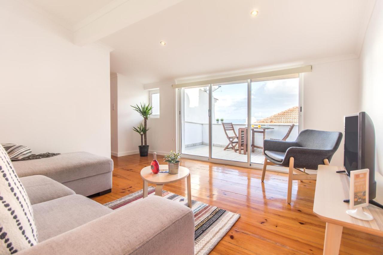 Alfama Lovely Duplex Appartement *