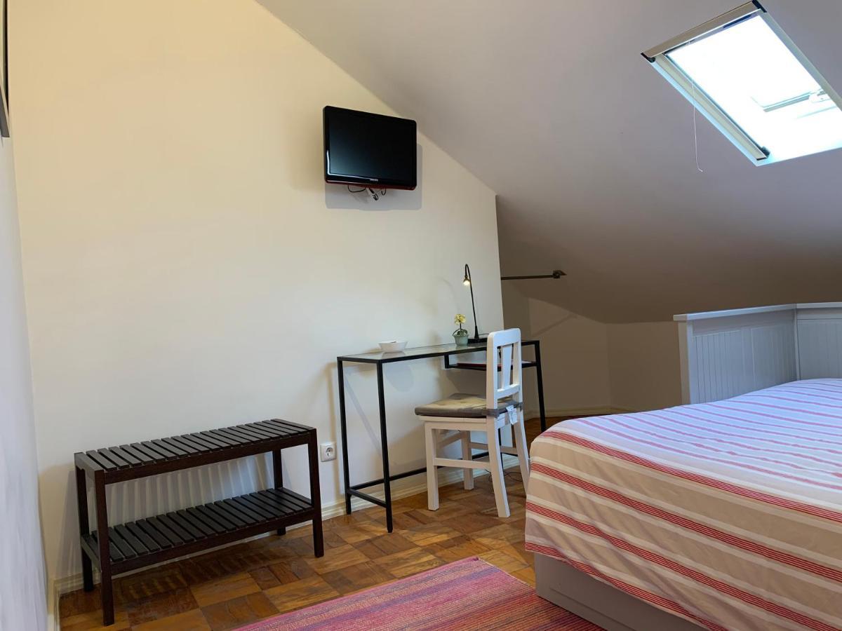 Guest house Discovery Expo - Aeroporto Lisbon