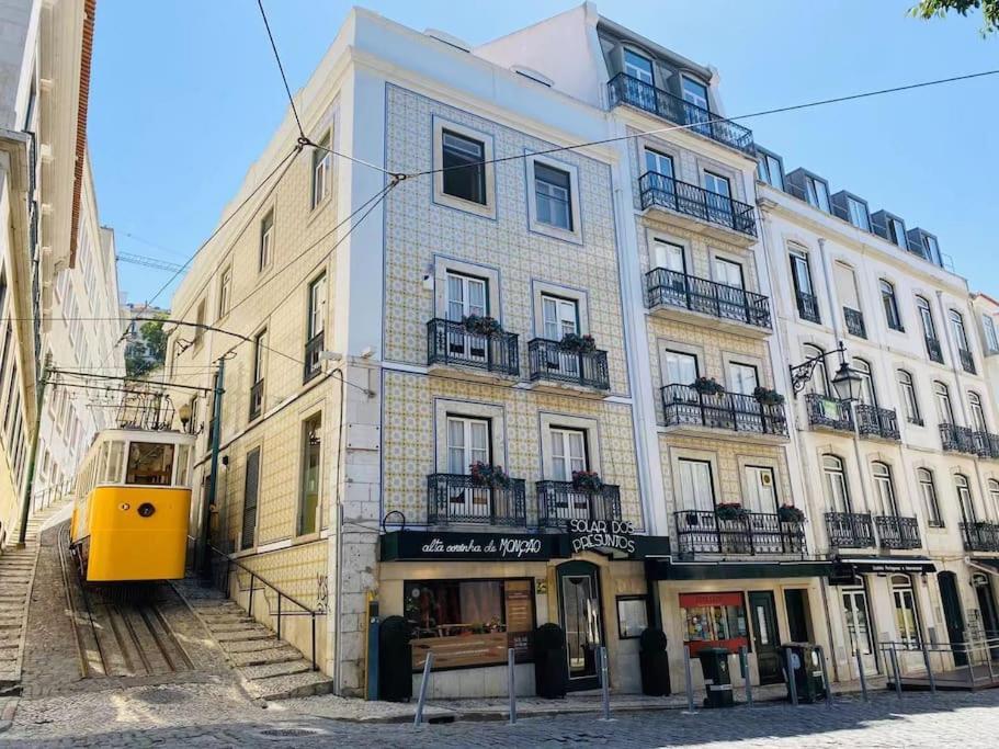 Liberty 140 Deluxe * Lisboa