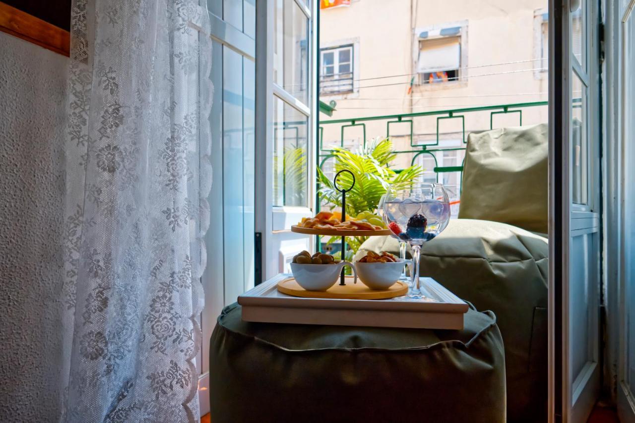 Inloveapartments - Alfama Balcony *