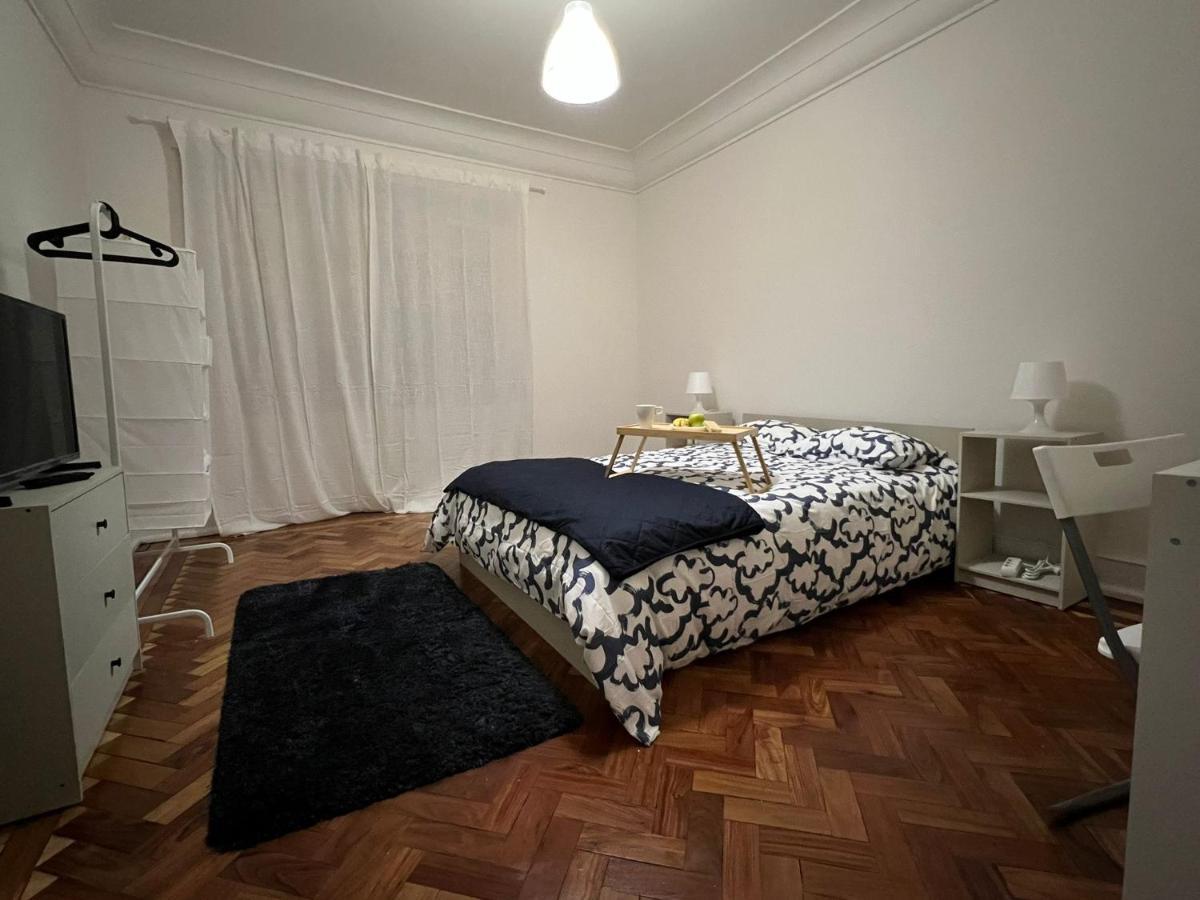 Quarto em Acomodações Particulares Solo Grande Con Balcon