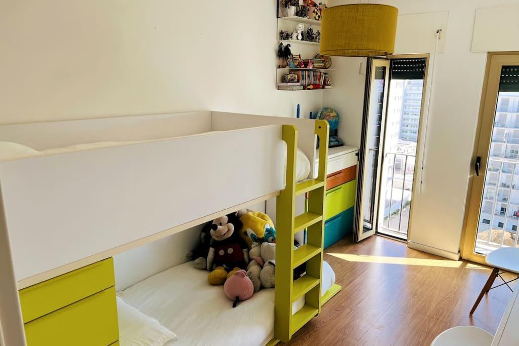 Charm Authentic Family Apartment