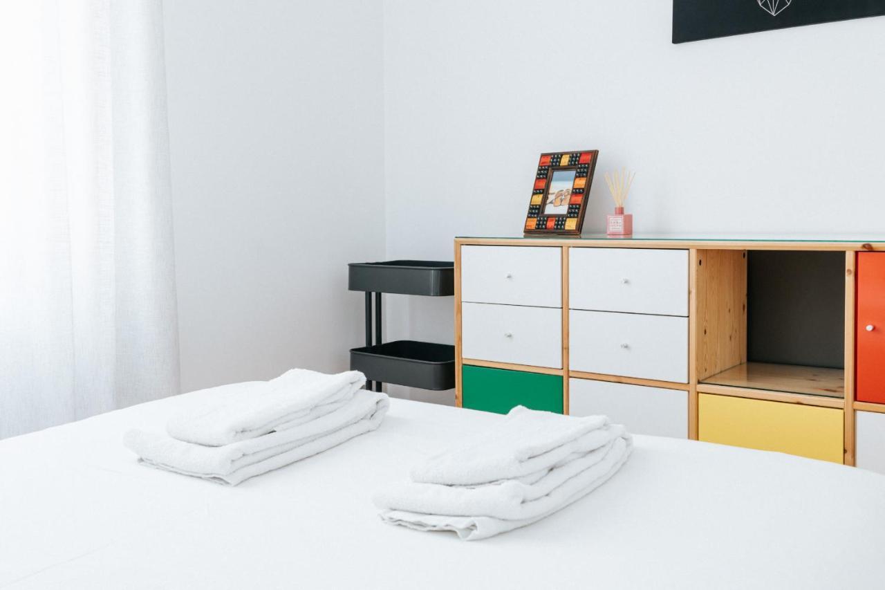 Appartement - Martim Moniz And Garage Lissabon