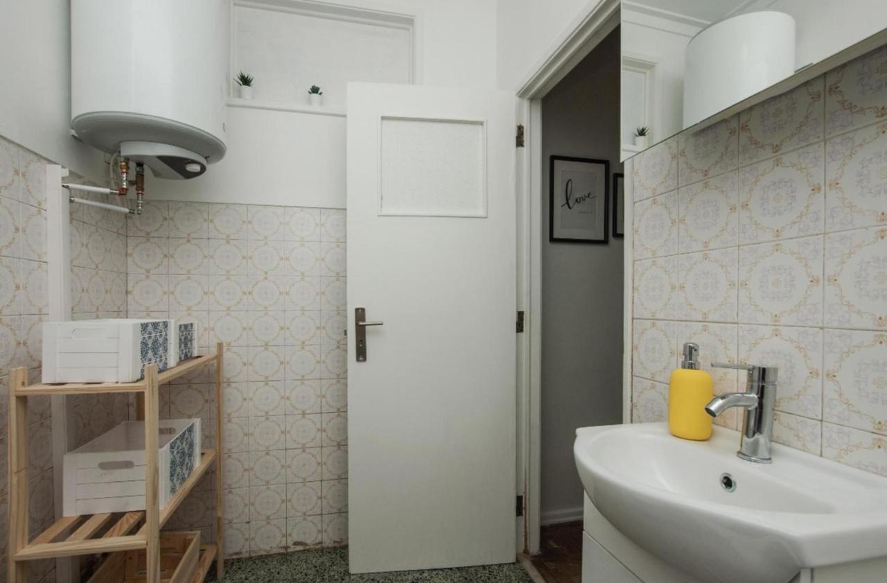 - Cost - Airport - Subway Appartement