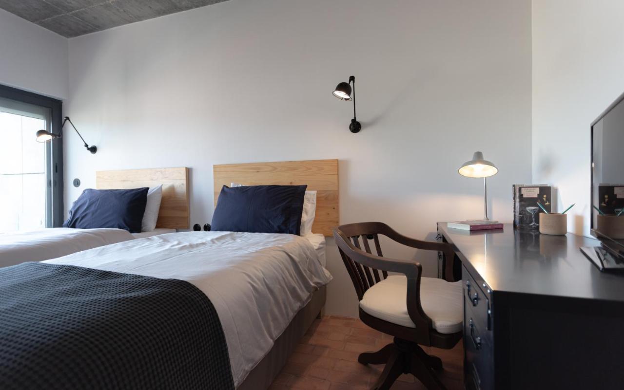 Columbano - Boutique Ensuites, Cokitchen & Parking Maison d'hôtes *
