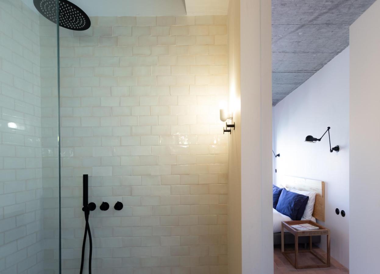 Columbano - Boutique Ensuites, Cokitchen & Parking Maison d'hôtes *