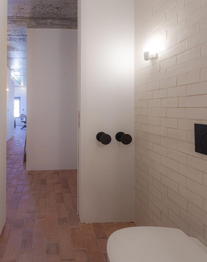 Columbano - Boutique Ensuites, Cokitchen & Parking *